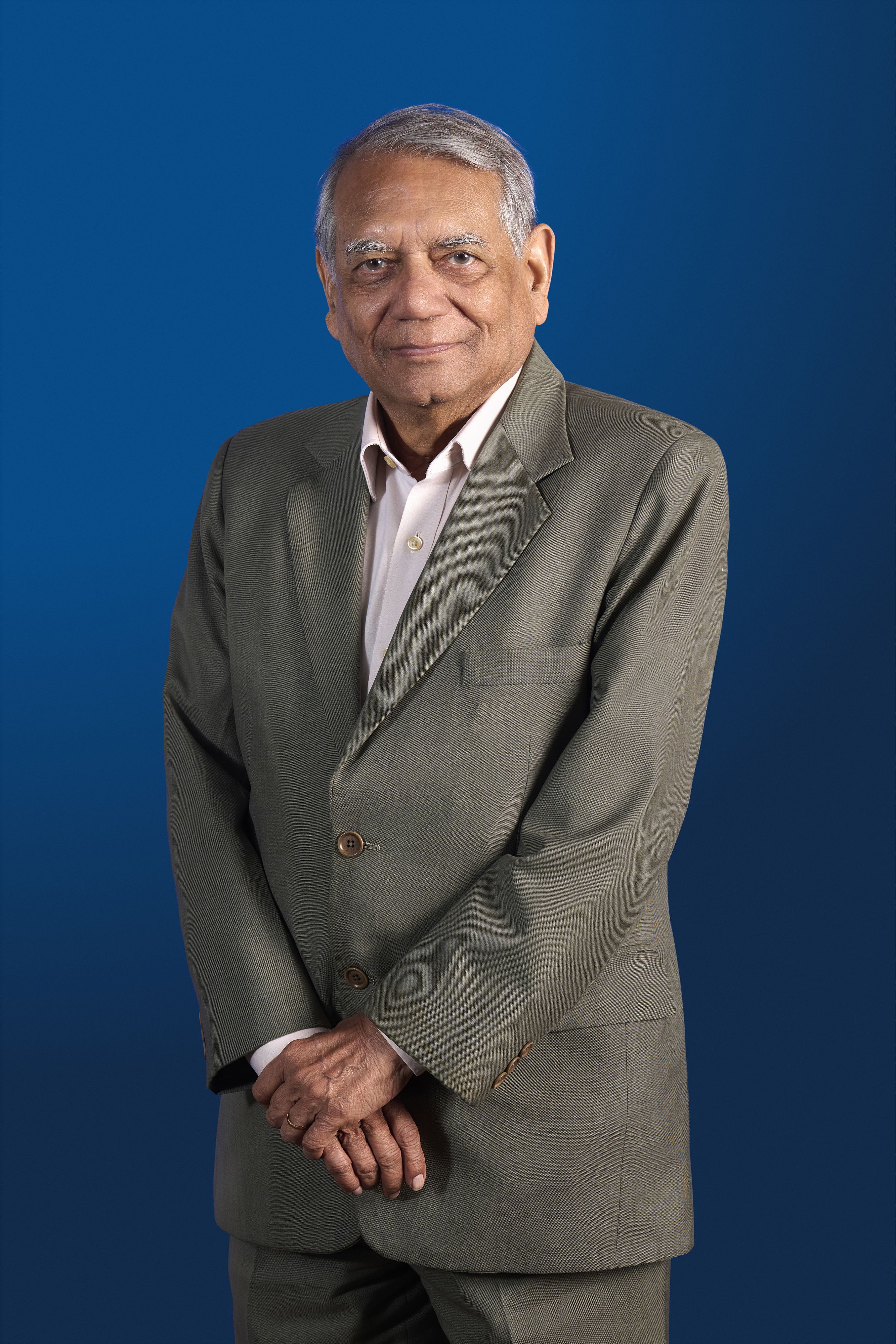 Dr. Rakesh Mohan